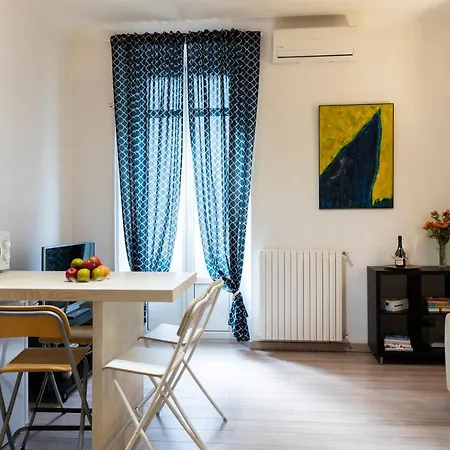 Cosy - Porta Romana M3 Apartment *