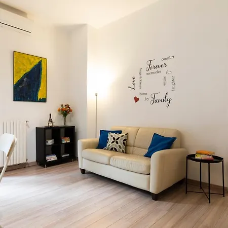Apartment Cosy - Porta Romana M3 *