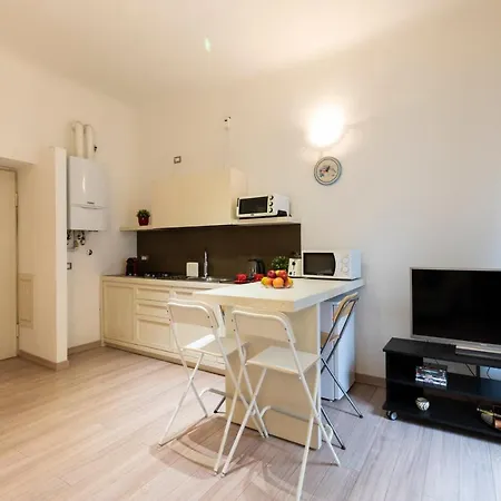 Cosy - Porta Romana M3 Lejlighed *